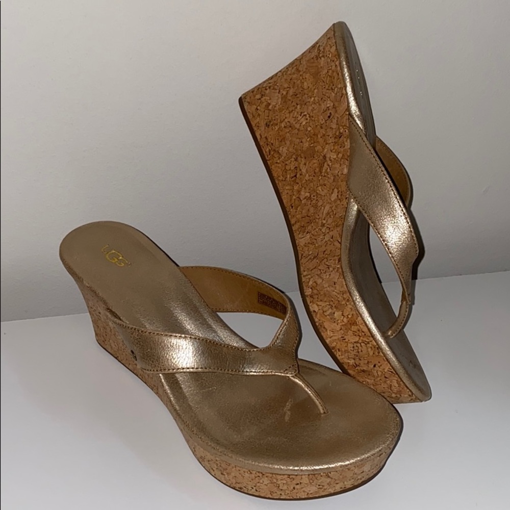 Gold UGG cork sandal wedges 💛